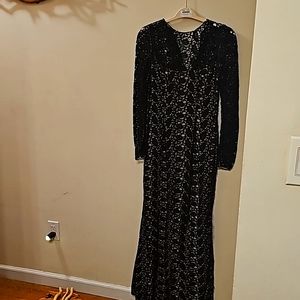 Carmen Marc Valvo Size 6 Courtess Gown Maxi Shift Dress Black Lace Long Sleeves